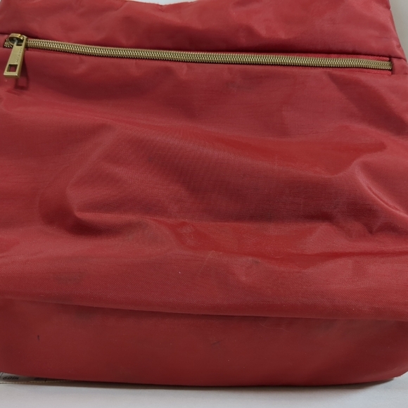 Travelon Anti Theft Signature Red Shoulder/Crossbody Bag - Picture 5 of 7
